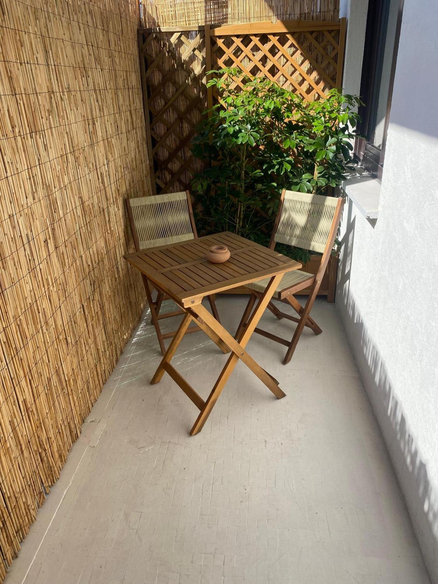 Taga Suites CTA Exterior foto